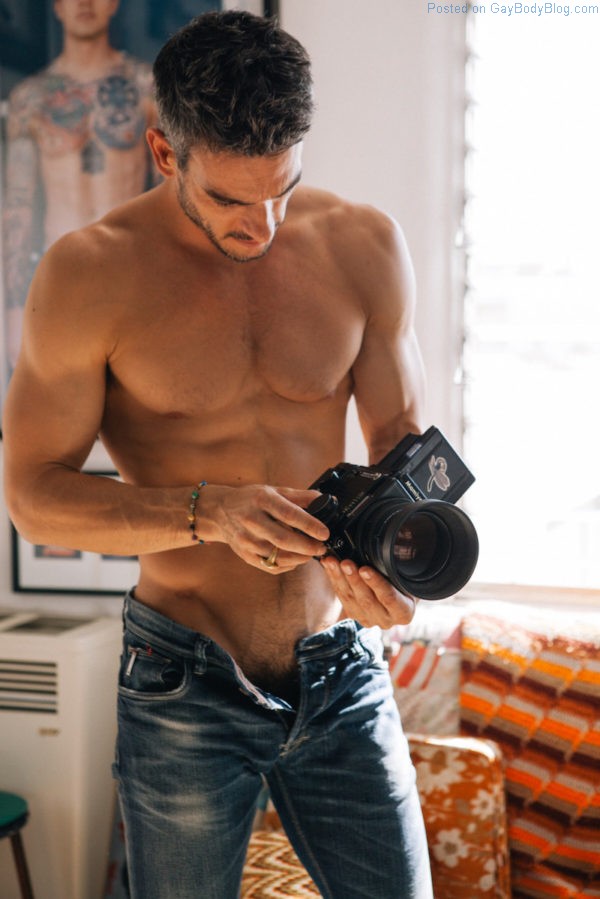 More Of Handsome Male Model Josh Kloss Teasing Us Nude Men Nude Male Models Gay Selfies