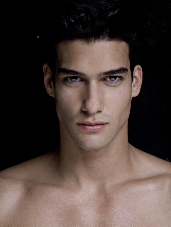 Diego Fragoso - Handsome