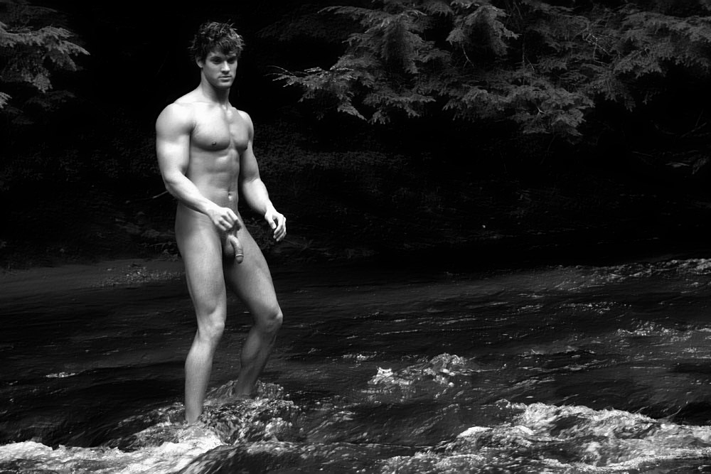 Naked Mens Outdoors.