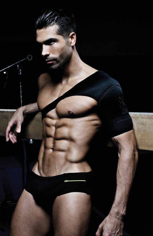 Dionisio Heiderscheid - Incredible Abs