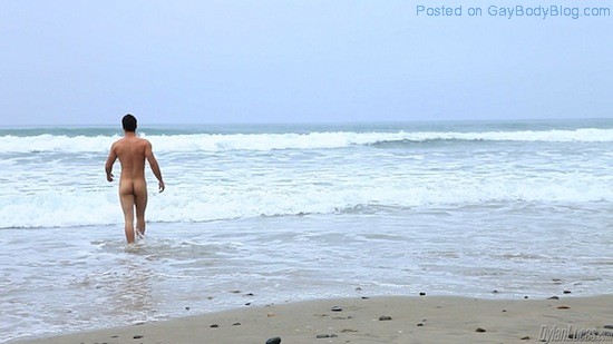 Brock Cooper Naked On The Beach (7)