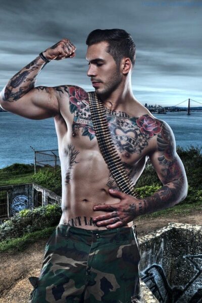 Inked And Muscled Marine Alex Minsky (1)