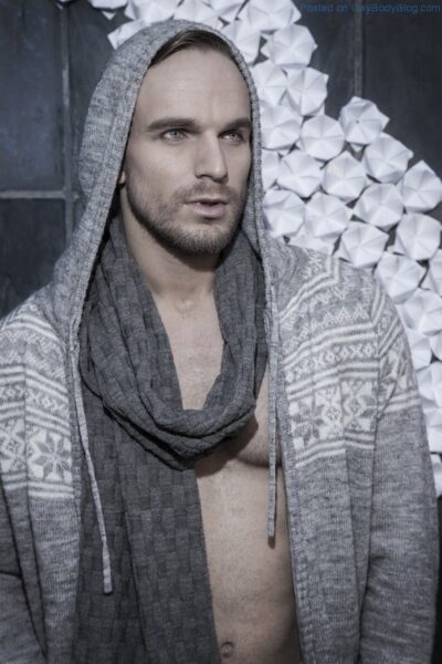 The Stunning Tyrone Nell 1