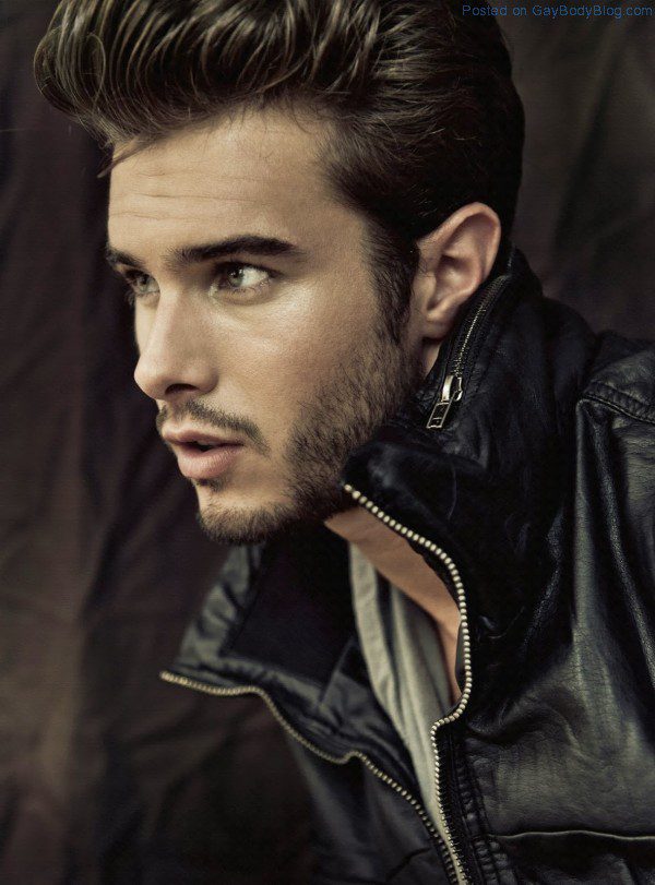 Insanely Handsome Alex Prange (1)