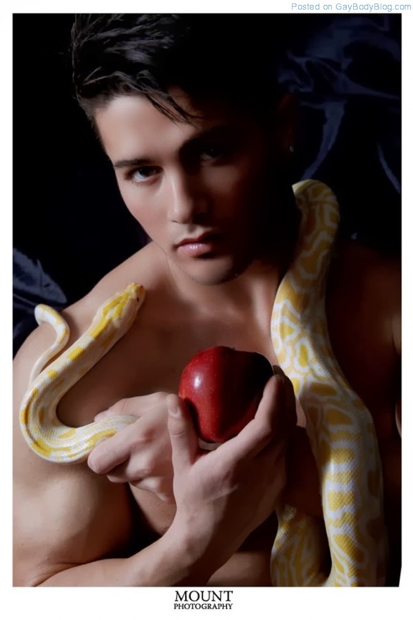 Slithering Sexiness With Anthony At Mount Photography (1)