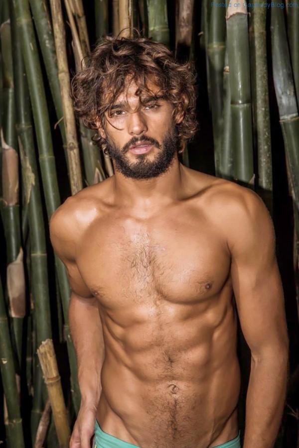 Going Wild With Marlon Teixeira (4)