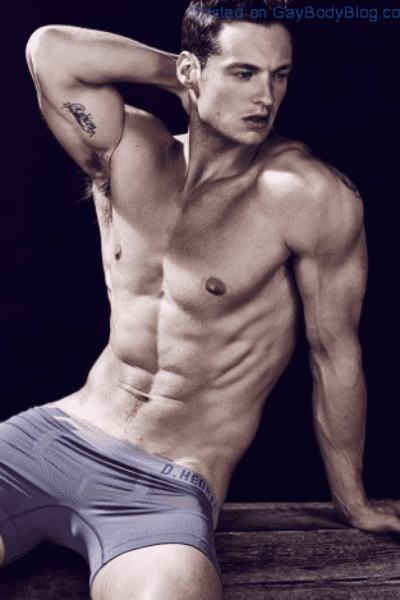 Ripped Male Model Max Papendieck By Daniel Jaems 0