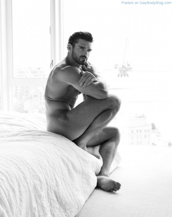 Gorgeous Stuart Reardon 6