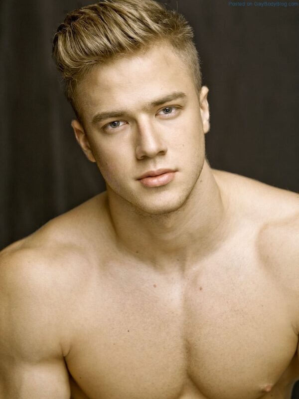 Hung Hungarian Hunk Attila Toth 1