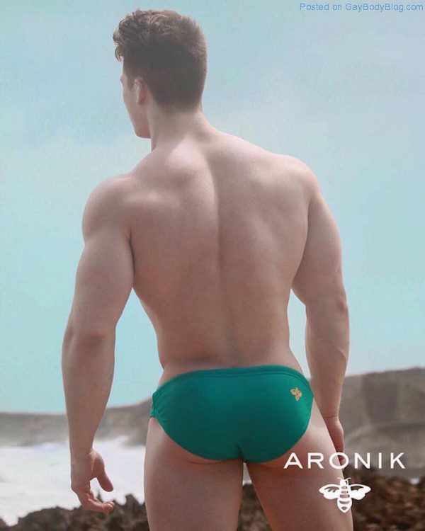 Aronik Knows How To Impress With Their Men 12