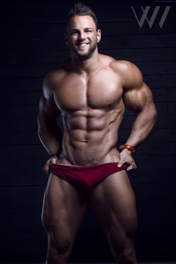 Muscle Hunk Eric Janicki By Eric Wainwright 1