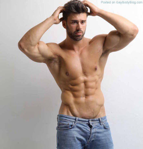 Incredible Hunk Liam Jolley Is Looking Fine In These Photos 6