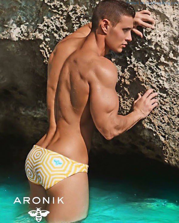 perfect-jock-hunks-for-aronik-9