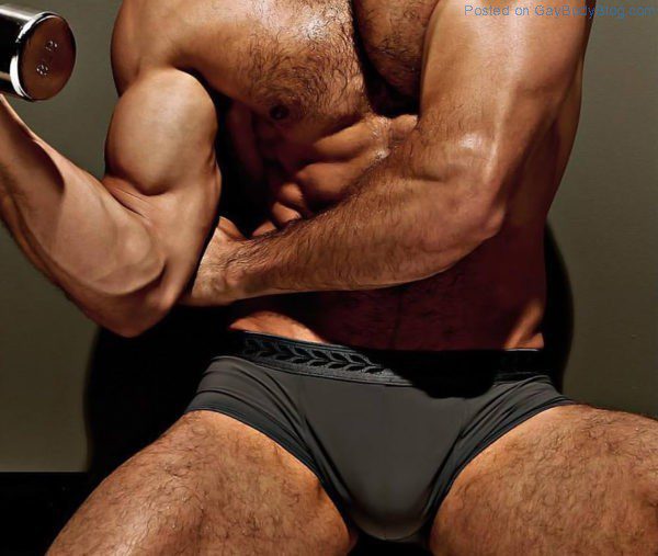 we-definitely-need-more-of-hairy-jock-hunk-walter-savage-7