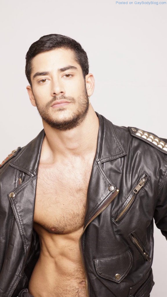 a-little-more-of-hairy-handsome-spanish-hunk-jonathan-guijarro-5