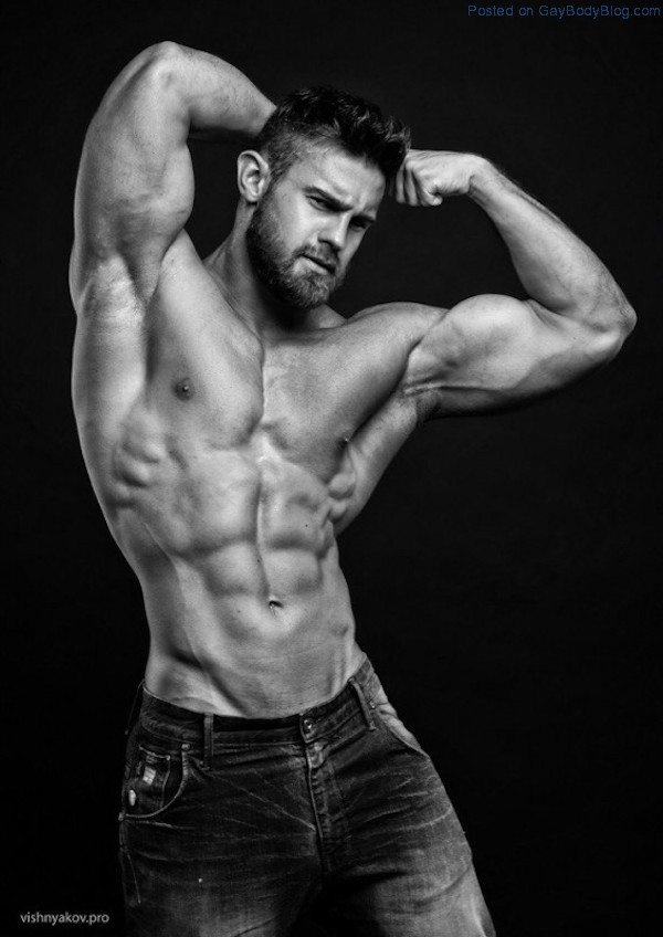 Male Model Kirill Dowidoff