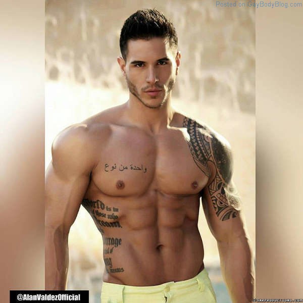 Alan Valdez On Cam - More Of Musclebound Stud Alan Valdez From Cam With Him - Gay Body Blog -  featuring photos of male models and beautiful men.