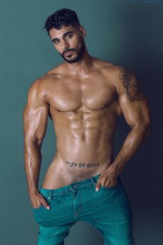 Male Model Josué Jiménez Wants To Tease You With His Bulge