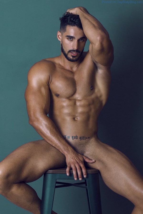 Male Model Josué Jiménez Wants To Tease You With His Bulge