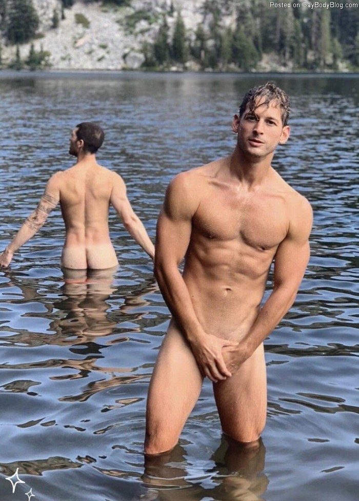 Cooling Down With Some Sexy Wet Hunks Gay Body Blog Pics Of Male Models Celebrities Nude