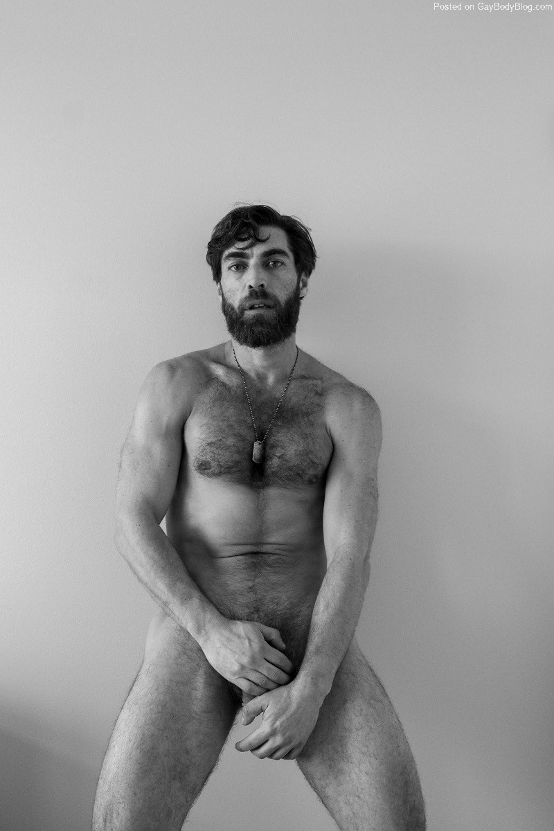 hairy otter daddy Matt poses naked