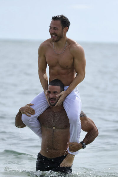 Hot Gay Beach Porn - Beach Archives - Nude Men, Male Models, Naked Guys & Gay Porn Stars