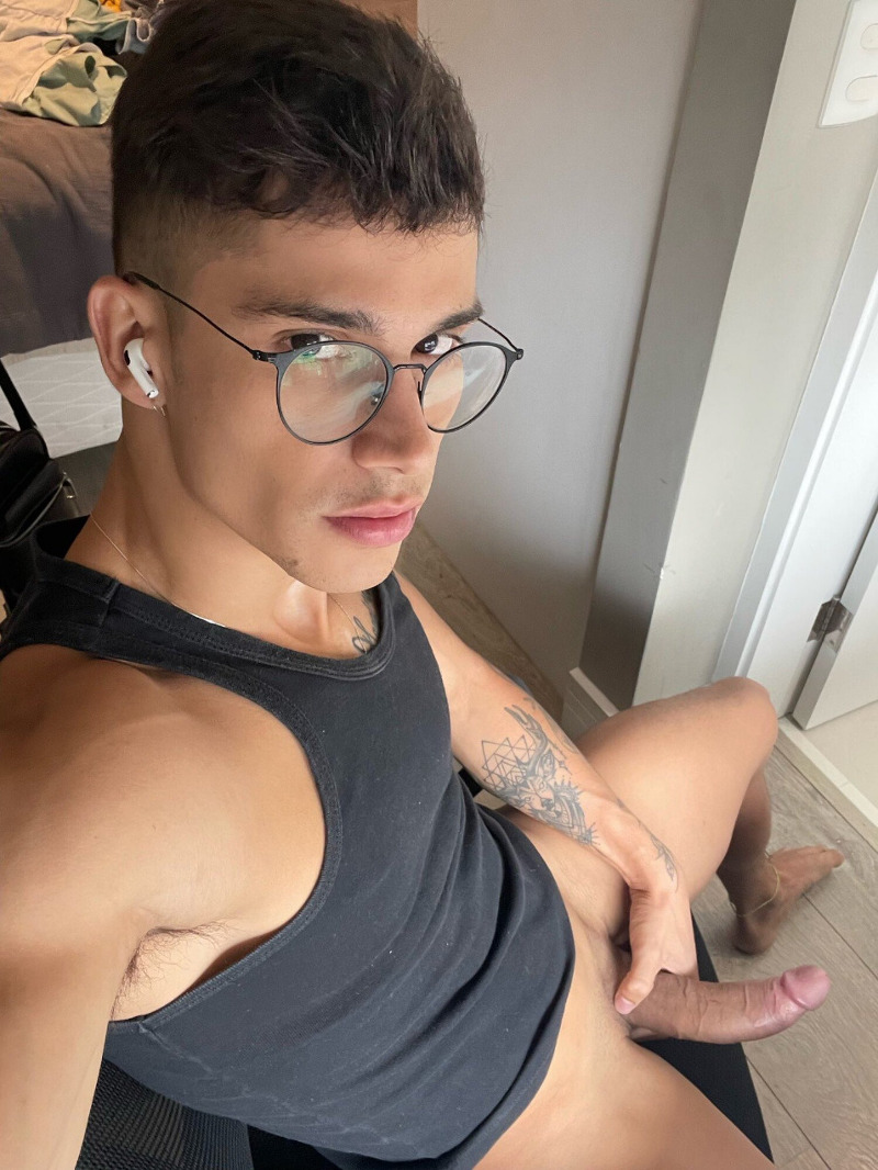 Studious uncut young Lucas Oliveira