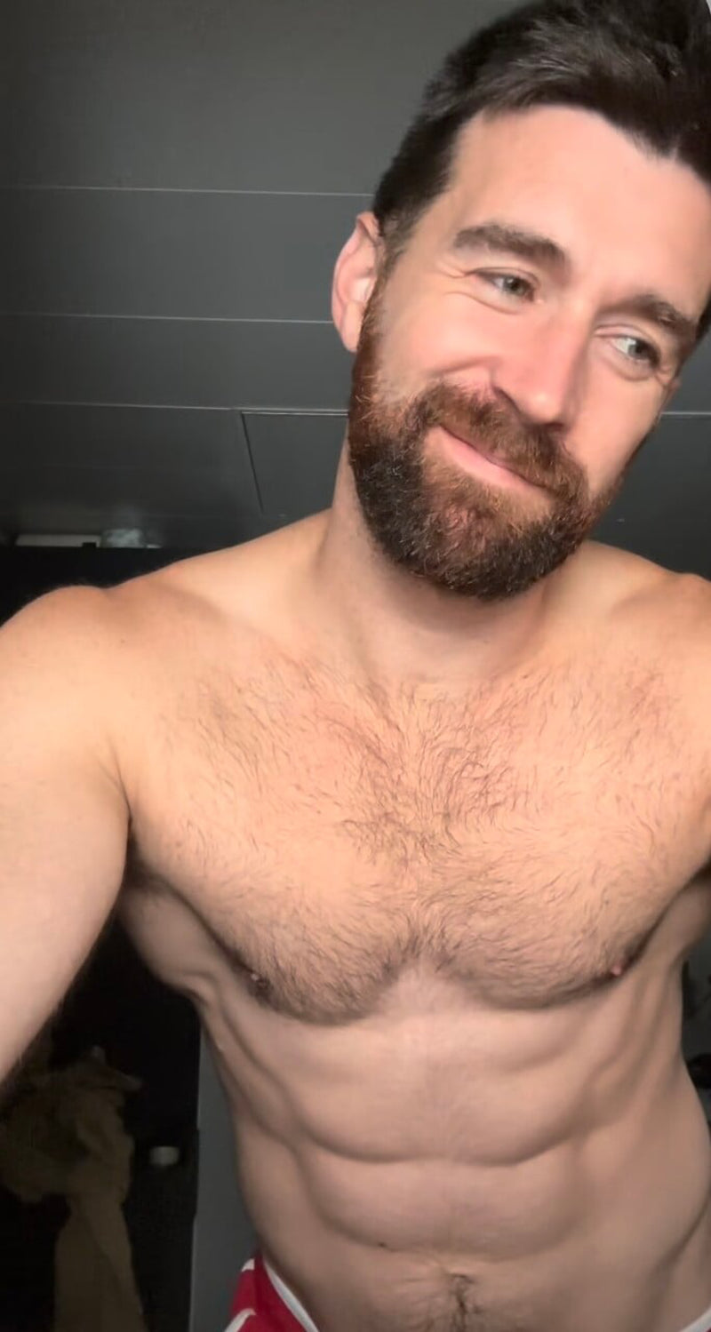 Uncut Aussie Daddy Woody Fox