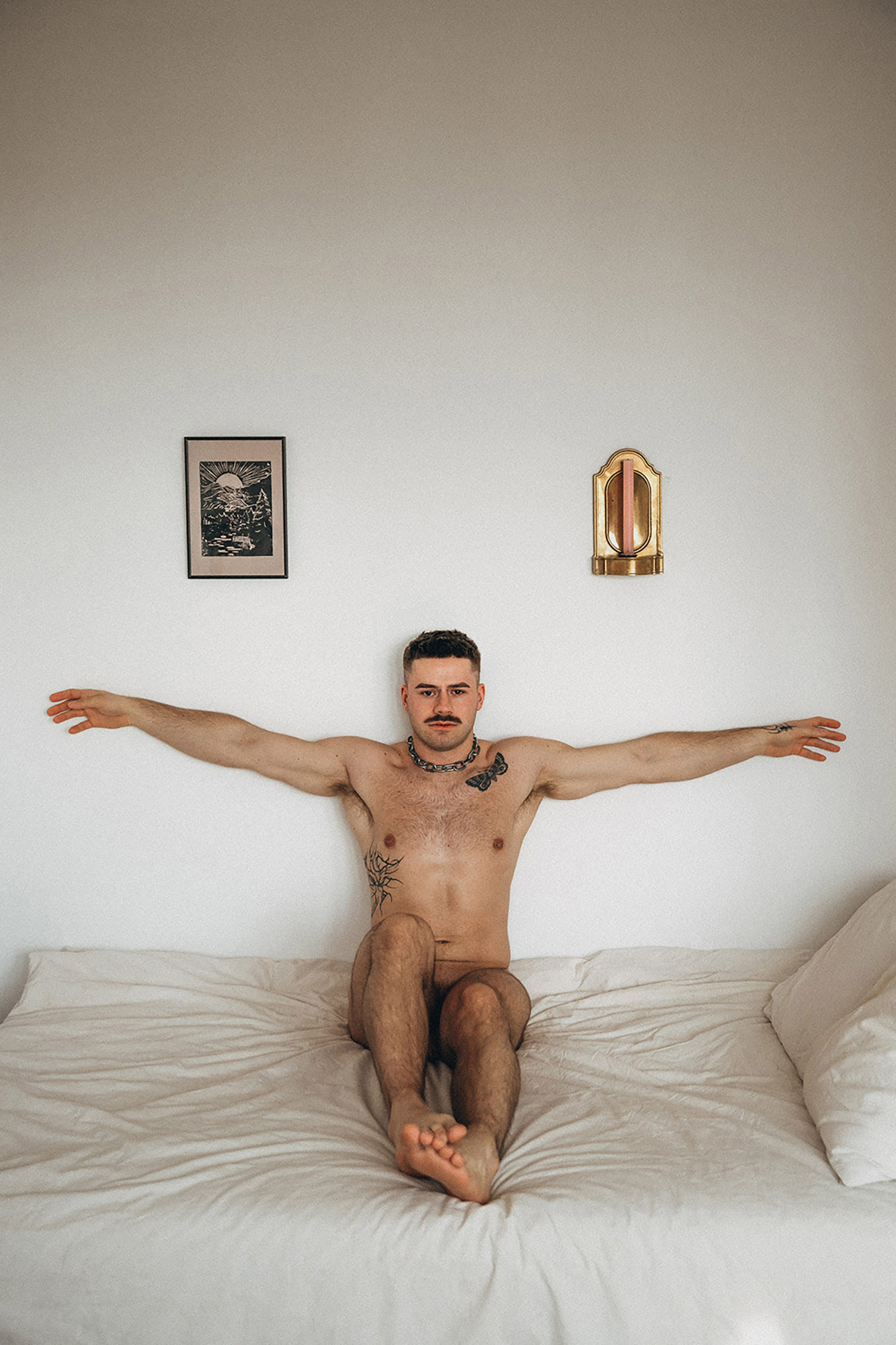 sexy nude man suXXXje on a bed