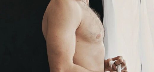 Emanuele Mariotti nude 6