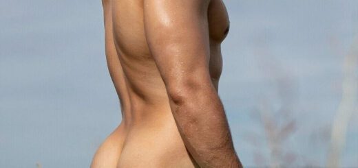 Konstantin Kostyn Naked 2