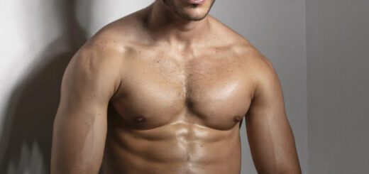 Samuel Moreno naked 1