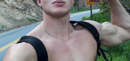 european muscle hunk Dima Novikov 1
