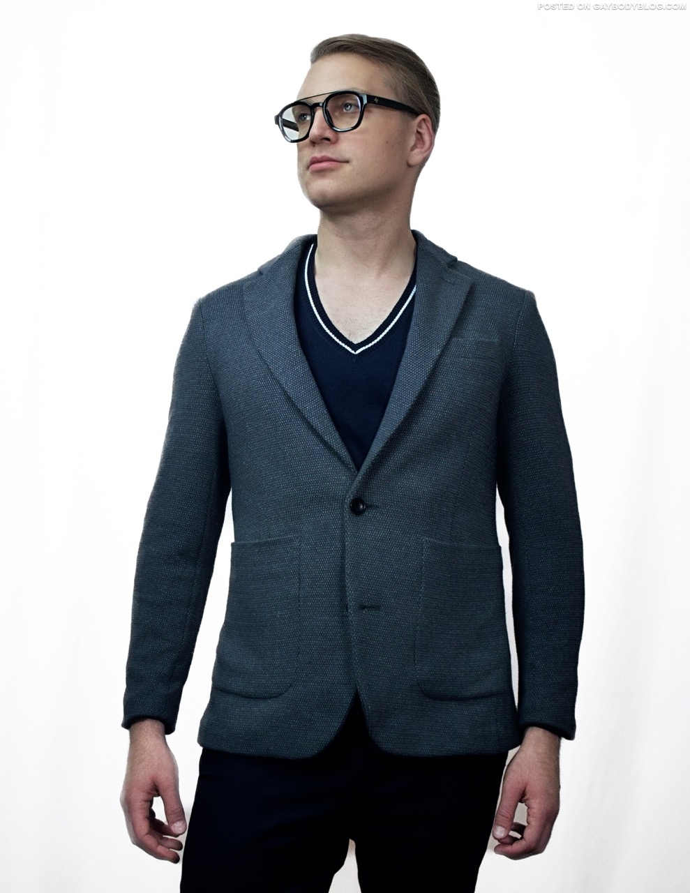 jon in blu coat