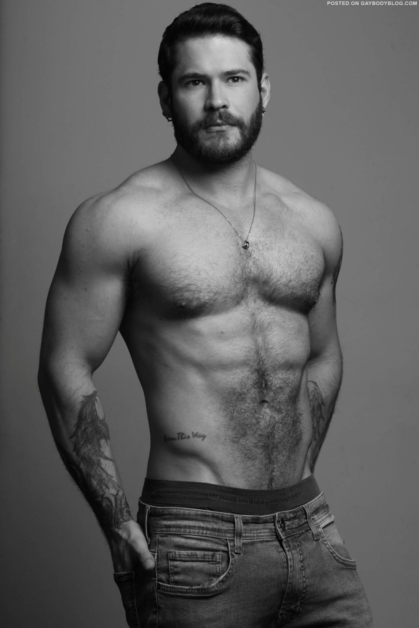 Eduardo Dean Knapp Naked 3