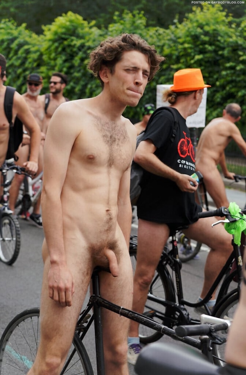 Public Cocks On Display 8