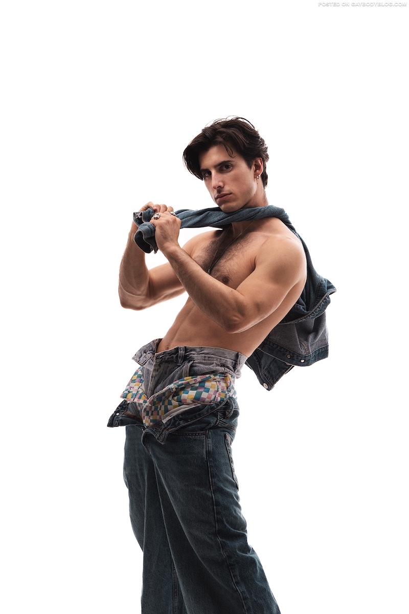 Ripped Muscle Guy Pablo Gar 1