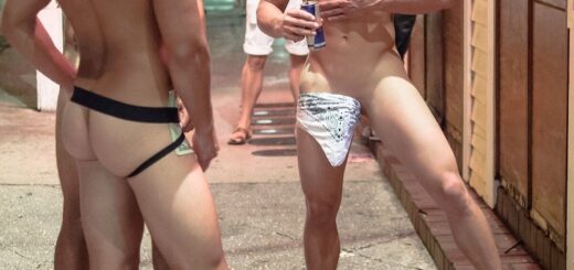 naked party guys 1