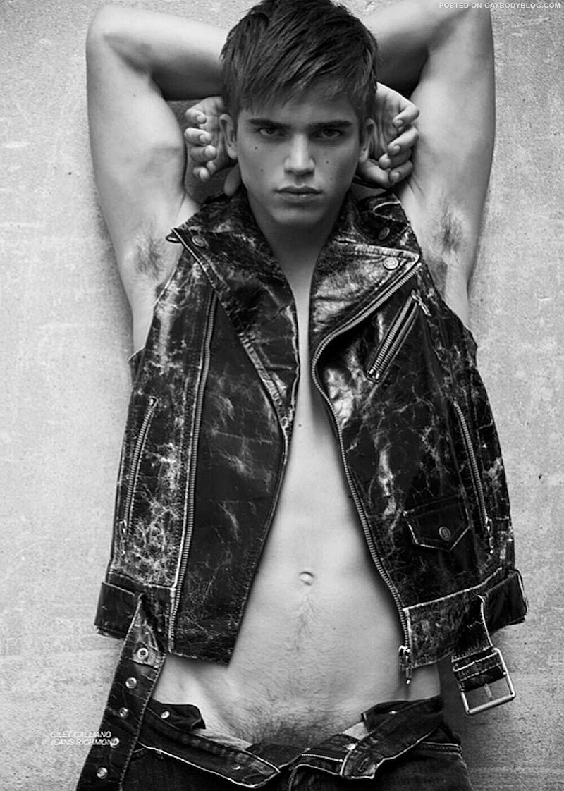 Cute Male Model River Viiperi 5