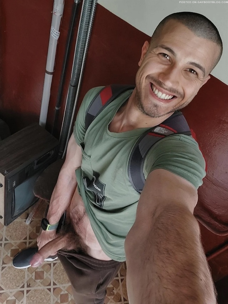 Dick Selfies 5