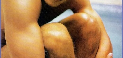 Leandro Becker naked and hard 1