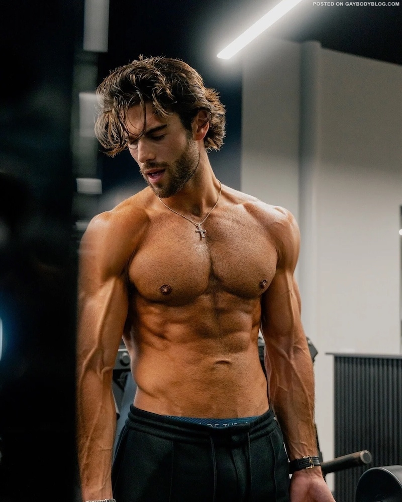 Most Gorgeous Hunk Hunter McVey 1