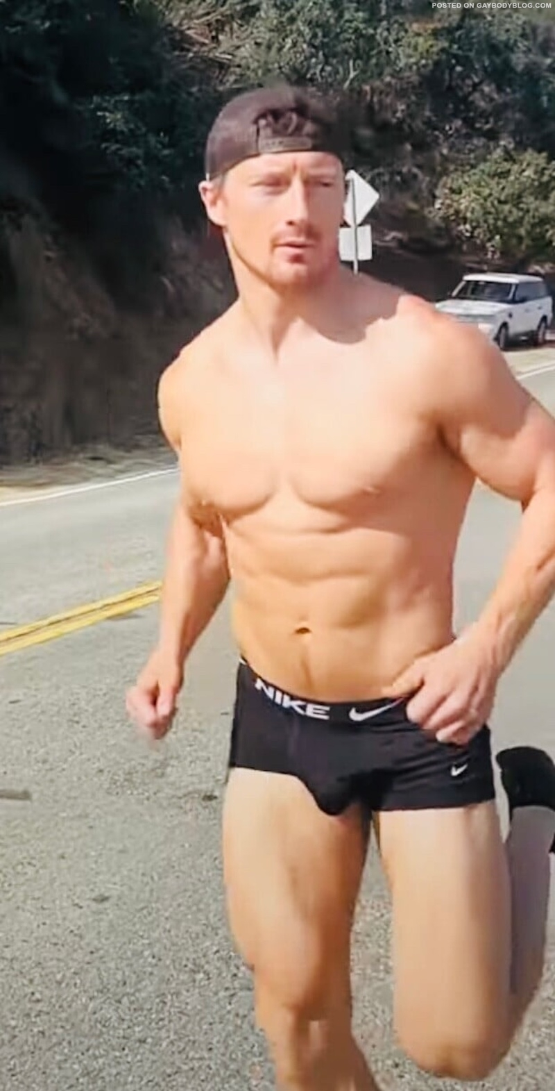 Peter Finn Nude 4