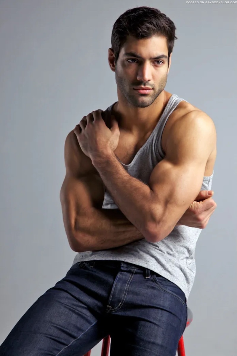 super sexy male model Adrian Waldo 1