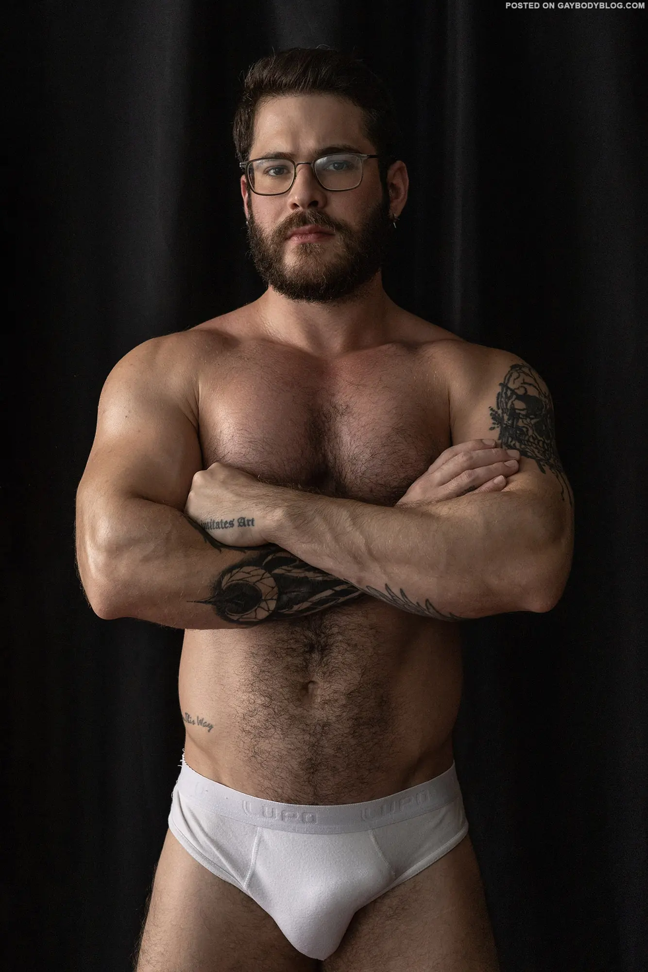 Eduardo Dean Knapp naked 4