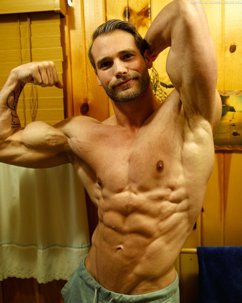 Gorgeous Bodybuilder 4