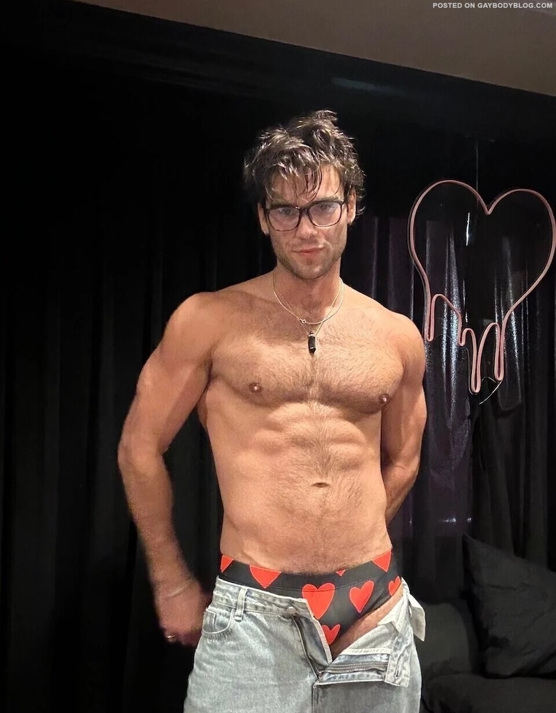 Most Gorgeous Guy Hunter McVey 1