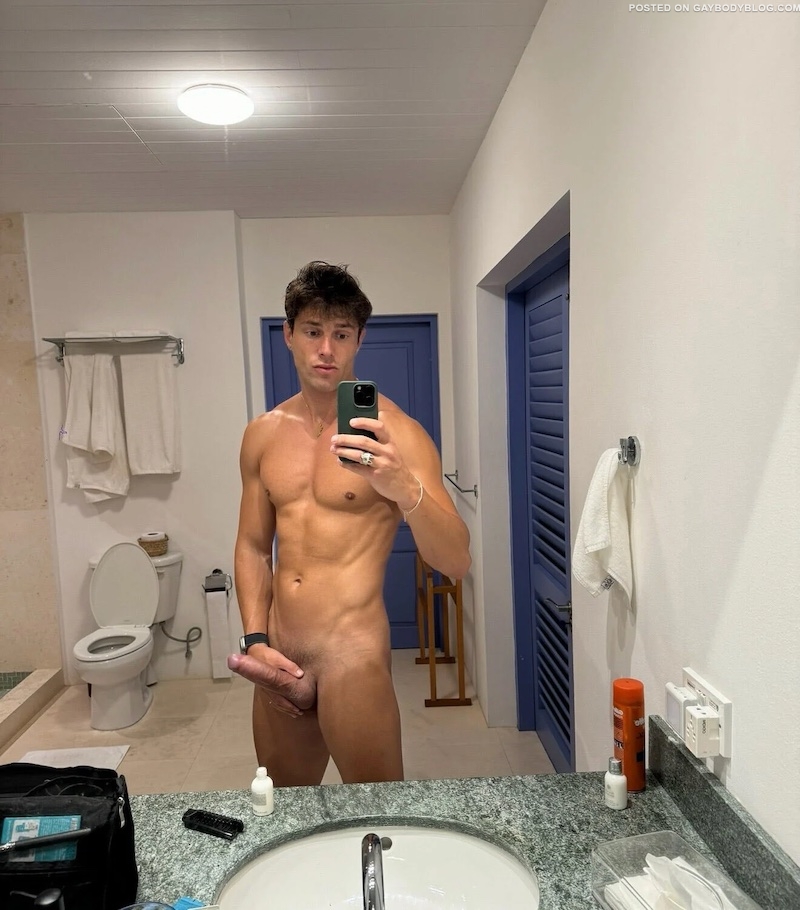 Nikola Jovanovic Naked 9