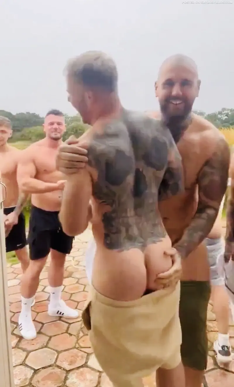 Hung Dean Dancer nude 5