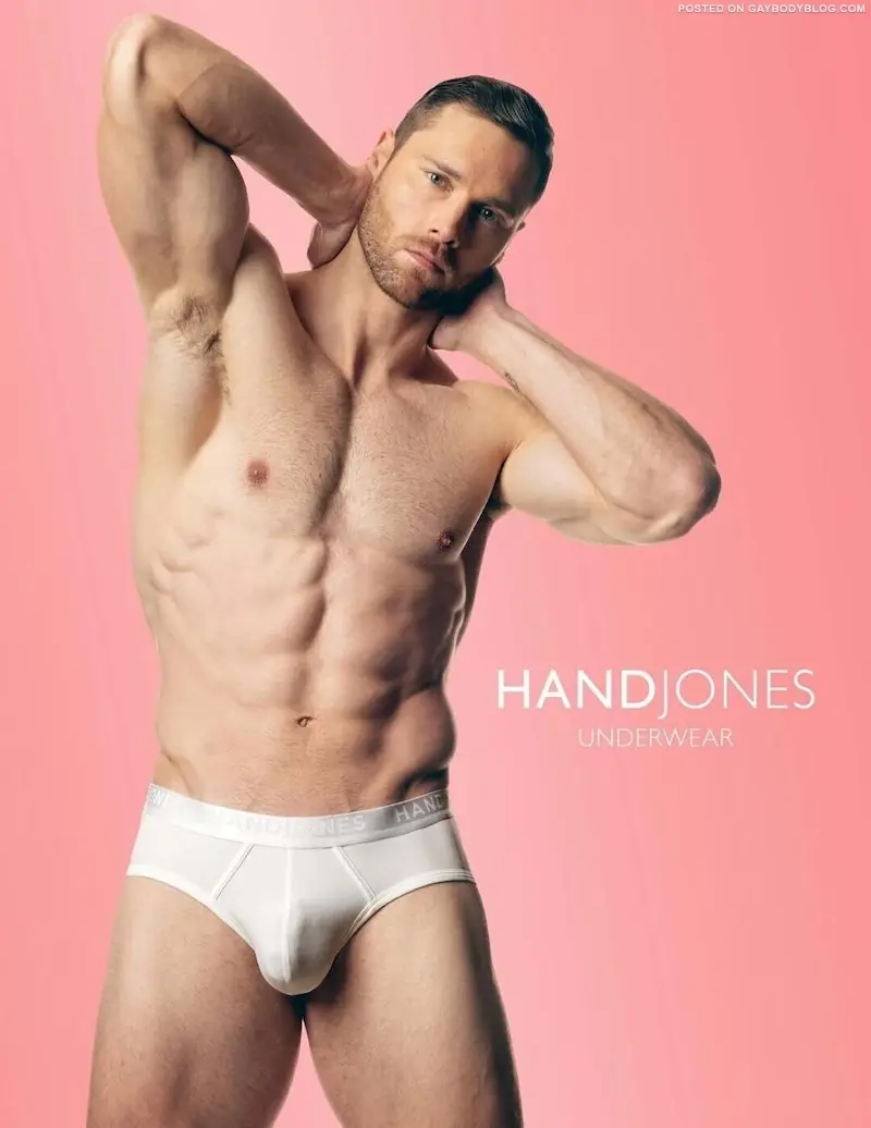 gorgeous British male model Thomas Lawson 7